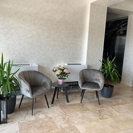 Hotel Del Ponte 特尔戈维什泰 外观 照片